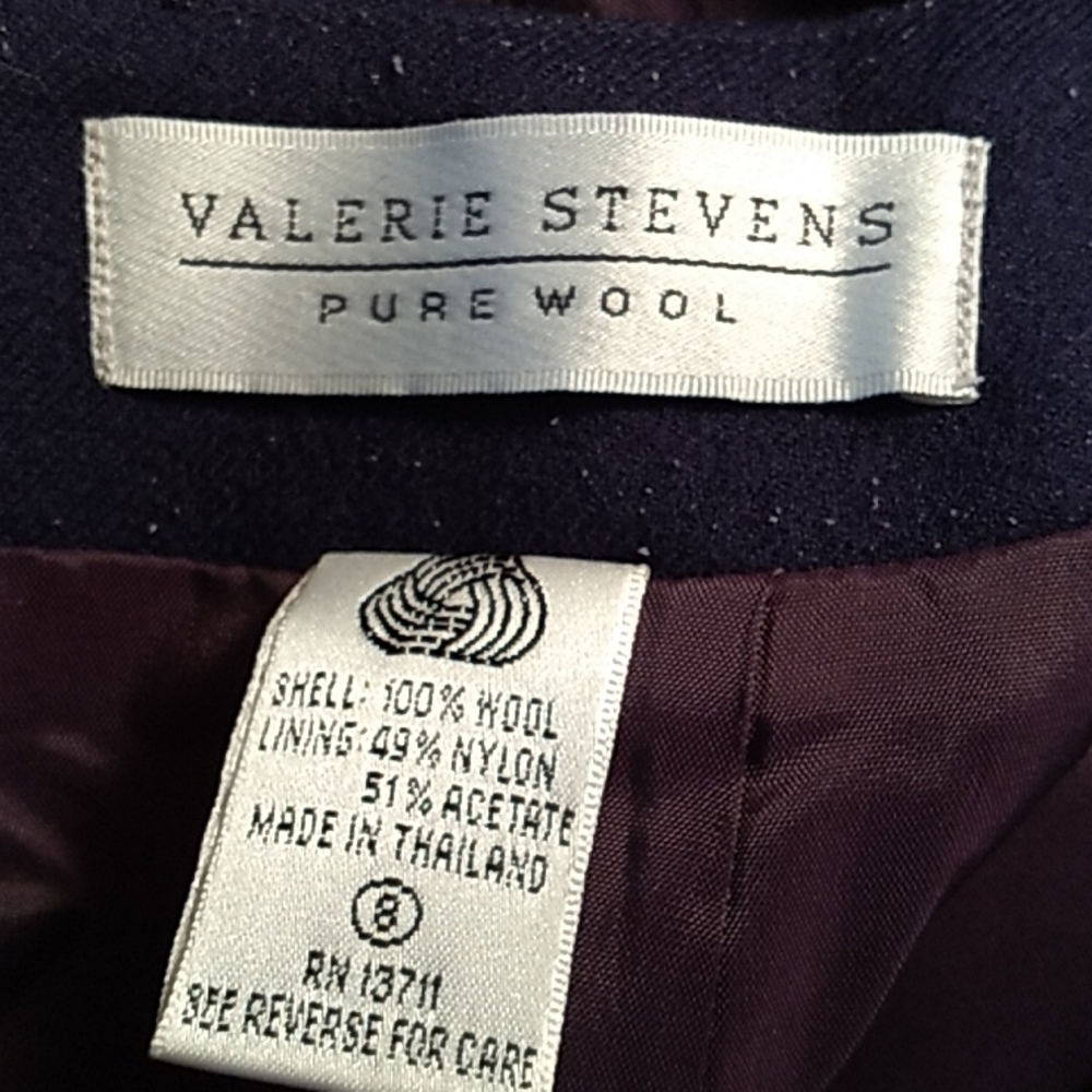 Vintage 1980s 100% wool Valerie Stevens skirt jacket set - Picture 2 of 5